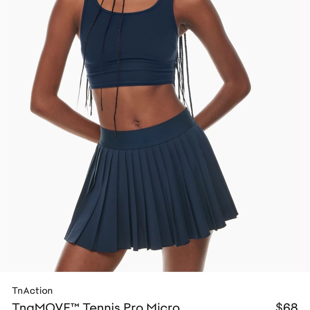 Aritzia TNA athletic skirt